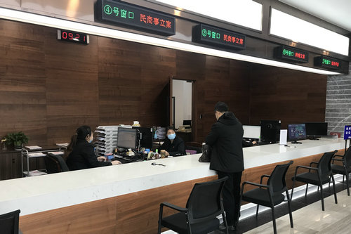 京口法院现场立案有序恢复